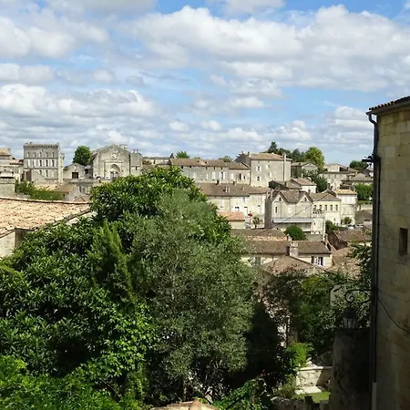 12 Rue Des Ecoles * Saint-Emilion