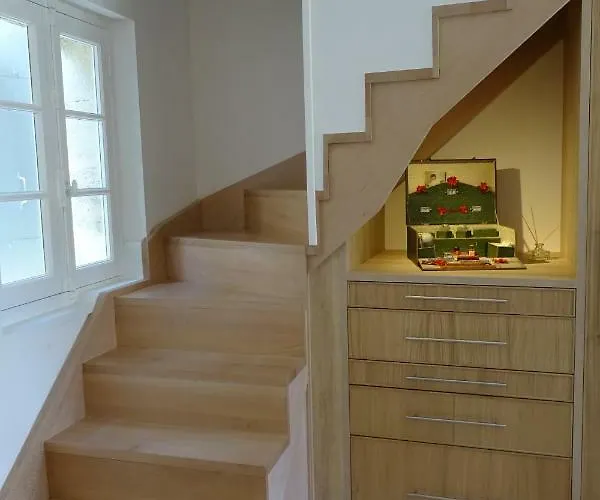 12 Rue Des Ecoles بيت للعطل *